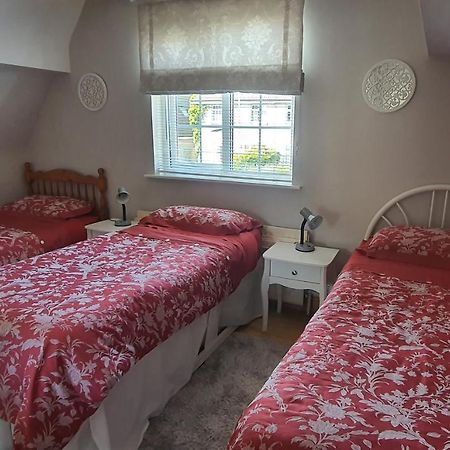 124 ,Castlelawn Heights, Headford Road Galway Homestay Exterior foto