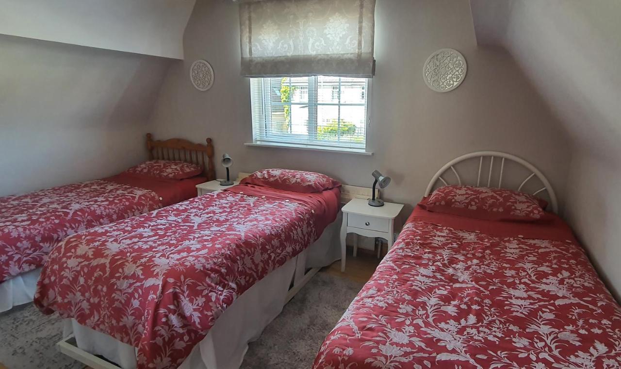 124 ,Castlelawn Heights, Headford Road Galway Homestay Exterior foto