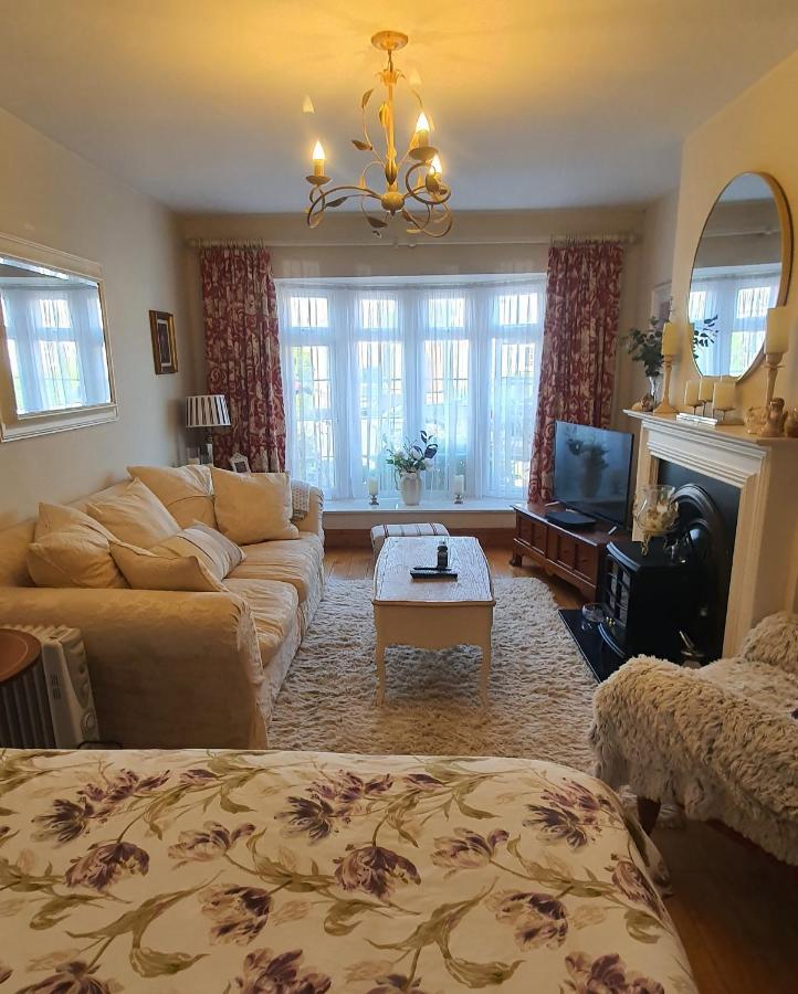 124 ,Castlelawn Heights, Headford Road Galway Homestay Exterior foto